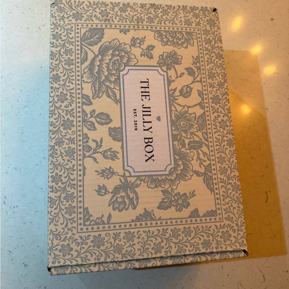 The Jilly Box Brand New Never Opened!